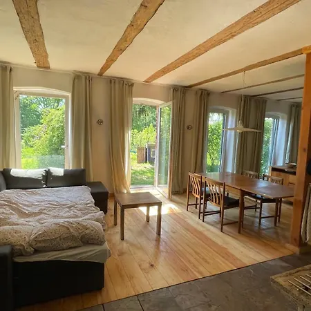 Steinseehaus Wohnen Auf Lebendigen Seminarhof In Der * Arendsee (Uckermark)